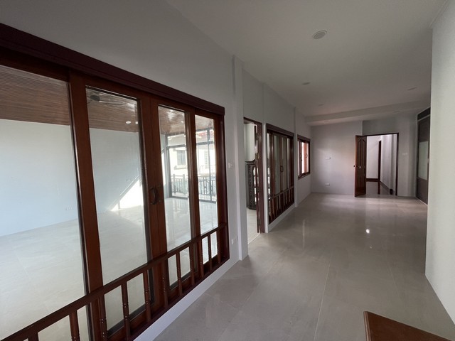 P1322 ให้เช่าบ้านเดี่ยว แยกราชวิถี ถนนพระรามที่ 5 ซอยราชวิถี32 ซอยสุจริต2 เขตดุสิต รีโนเวทใหม่ทั้งหลัง เหมาะอยู่อาศัย