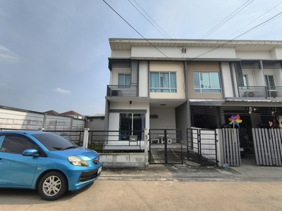 ราคาดีที่สุด!! ขาย ทาวน์โฮม 2 ชั้น พลีโน่ (Pleno) ปิ่นเกล้า-วงแหวน หลังมุม 30.2 ตร.ว. ซ.วัดส้มเกลี้ยง ใกล้ถ.กาญจนาภิเษก, มอเตอร์เวย์ M81