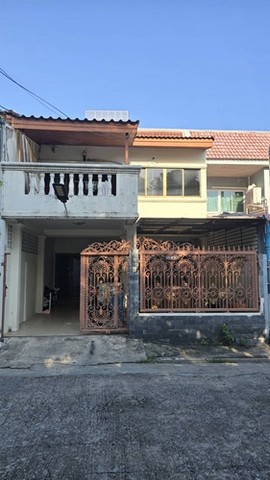 townhome - 3BEDROOM2น้ำ 27 ตร.ว. 0 ngan 0 Rai 4500000 THAI BAHT   น่าอยู่ อยู่ใจกลางเมือง