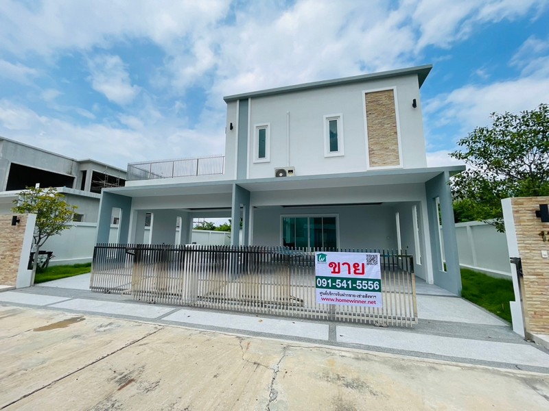 ขายบ้านเดี่ยว 2 ชั้น สร้างใหม่ พื้นที่ 105 ตรว 4 ห้องนอน 4 ห้องน้ำ พร้อมสระว่ายน้ำ ซอยหมู่บ้านศรีเจริญวิลล่า 24