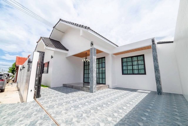 บ้านเดี่ยวชั้นเดียว หมู่บ้านพาราไดซ์ฮิล 1 ซอยเขาน้อย เยื้องห้างเดอะชิล