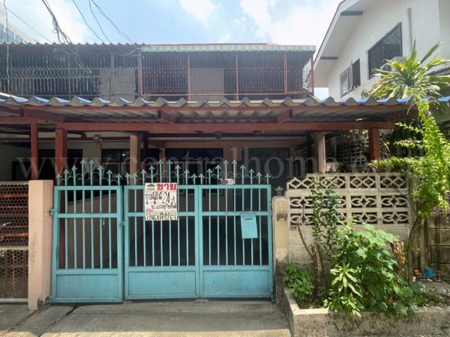 ทาวน์เฮ้าส์ ซอยจตุรทิศ 2 ดินแดง หลังริม ใกล้ BTS อนุสาวรีย์ชัยสมรภูมิ