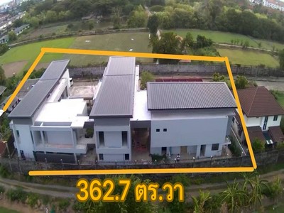 พื้นที่เยอะ มีสระว่ายน้ำ ! หลังมุมเงียบสงบ ! ขายบ้านเดี่ยวหลังใหญ่ปัญญาอินทรา P.7   362.7 ตร.วา 1,600 ตร.ม 9 นอน 10 น้ำ 5 จอด