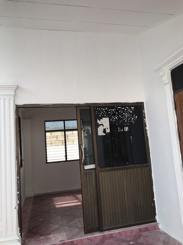 รวมบ้านที่ดินดีงามเพื่อคุณ  ขายบ้านเดี่ยว เมืองสมุทรสาคร  36 วา ชั้นเดียว บางหญ้าแพรก