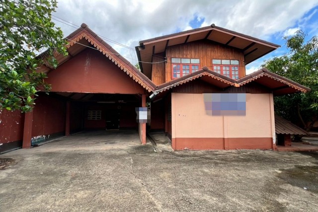 ขายบ้านพร้อมที่ดิน  ถนนบ้านป่าช้าง - บ้านป่ายะ  อำเภอเมืองลำปาง ลำปาง