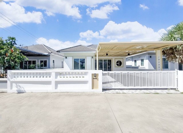 บ้านเดี่ยว หลังใหญ่ ใกล้ รพ นิคมพัฒนา ผ่อนเพียงเดือนละ 6000 บาท 