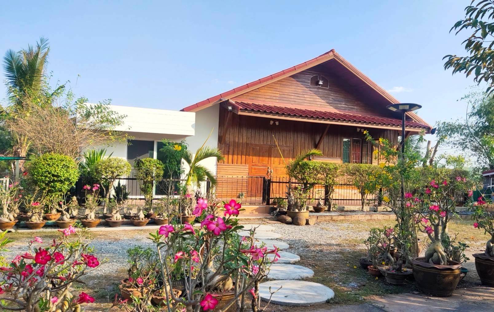 ขายบ้านสวน ทำเลดี 3 ไร่ 1 งาน  อำเภอเมือง จังหวัดอุดรธานี