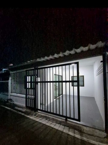 ขายทาวน์เฮ้าส์พัทยา หมู่บ้านอมรรัตน์ หนองปรือ บางละมุง ชลบุรี FP-H01488 