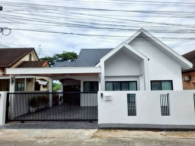บ้านชั้นเดียวหลังใหญ่ ทำเลทอง อยู่สบาย เดินทางสะดวก แม่เหียะ
